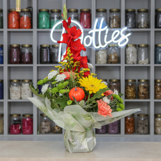 🌸 Florist Choice Oasis Arrangement